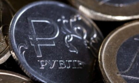 Rouble Slumps Over 10 Percent to Near 2-Week Low as Russia Slashes Rates Again