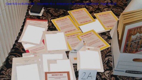 FBI Blasted for ‘Staged’ Photo of Documents Seized in Mar-a-Lago Raid