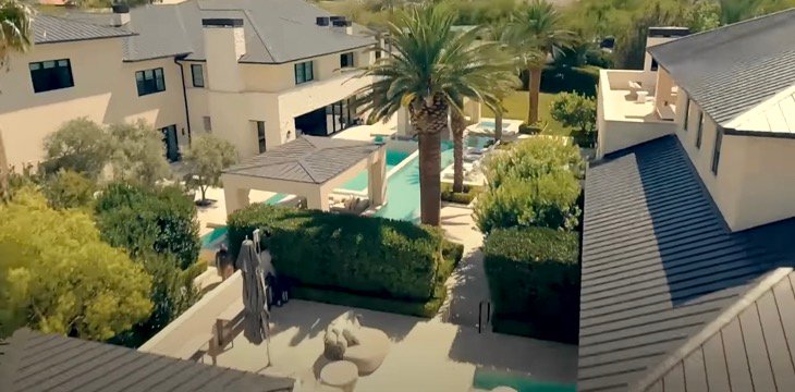 Check out Dana White’s ridiculous backyard | Video