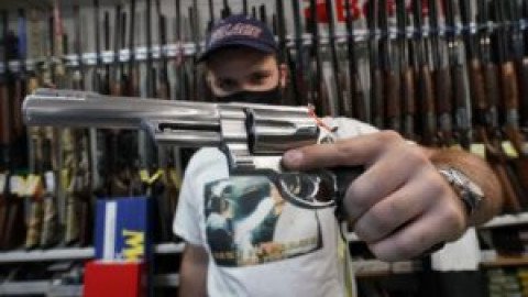 Federal Judge Blocks Parts of New York’s Restrictive New Gun Law