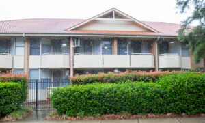 Australia’s Nursing Home Sector a ‘Mess,’ Bleeding $7,000 per Bed Every Year: Report