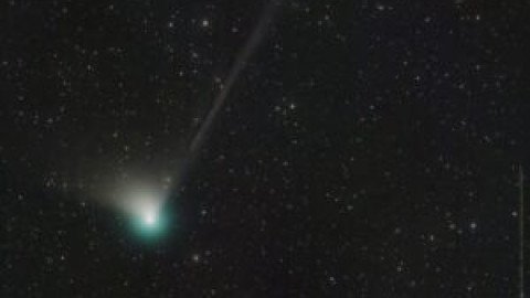Green Comet Visible in Australia After 50,000 Years