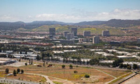 Irvine Pushes Forward With Plans for Large Amphitheater