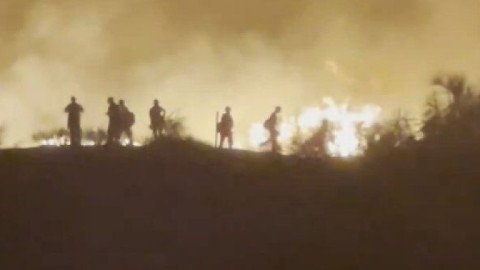 Phoenix-Area Residents Evacuated as Arizona Wildfire Rages