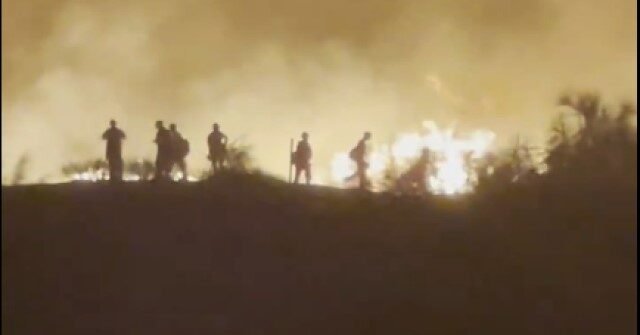 Phoenix-Area Residents Evacuated as Arizona Wildfire Rages