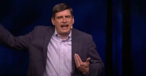 Hundreds in Australia Follow Jesus at Will Graham’s ‘Look Up Celebration’