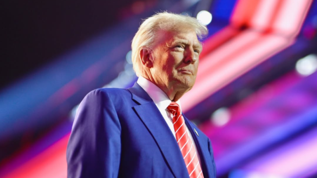Donald Trump receives hero’s welcome at NCAA Division I Wrestling Championship