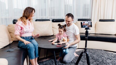 Discover the Top Mom Influencers Shaping Parenting and Lifestyle Online