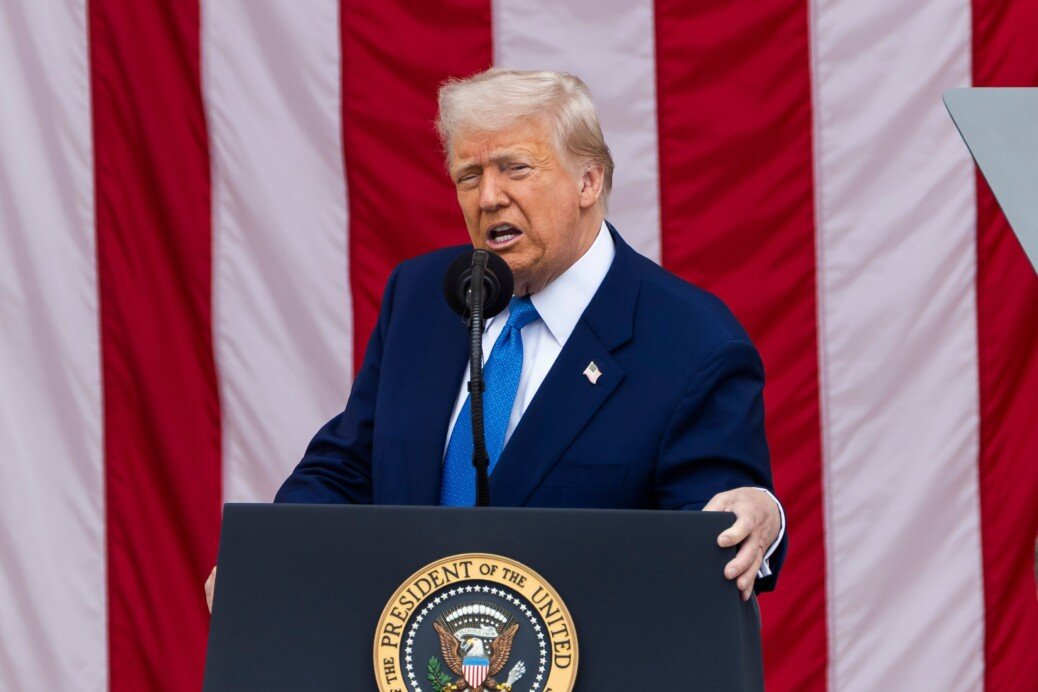 Trump pardons Todd and Julie Chrisley after tax evasion and bank fraud convictions