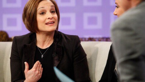 US Olympic hero Mary Lou Retton allegedly had a bottle of wine in Porsche, was slurring words during DUI arrest: report