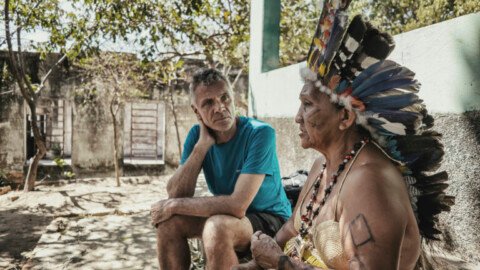 Dom Phillips’ posthumous book centers on collaborative work for saving the Amazon