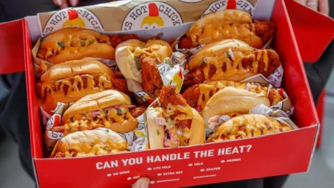 Painted Smiles & Spicy Bites: Celebrate Eid at Dave’s Hot Chicken