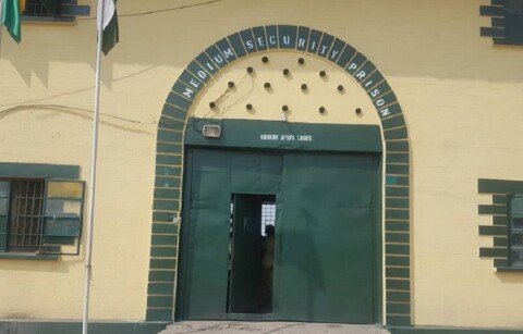 Five Lagos Residents Remanded In Kirikiri Prison For Illegal Waste Disposal