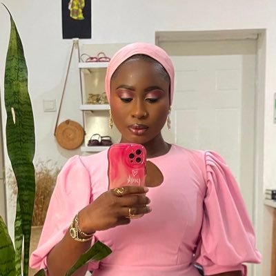 ‘I’ll Hold This Grudge Till We Both Face God’ – Nigerian Lady Recalls Horrible Experience With Secondary School Bully