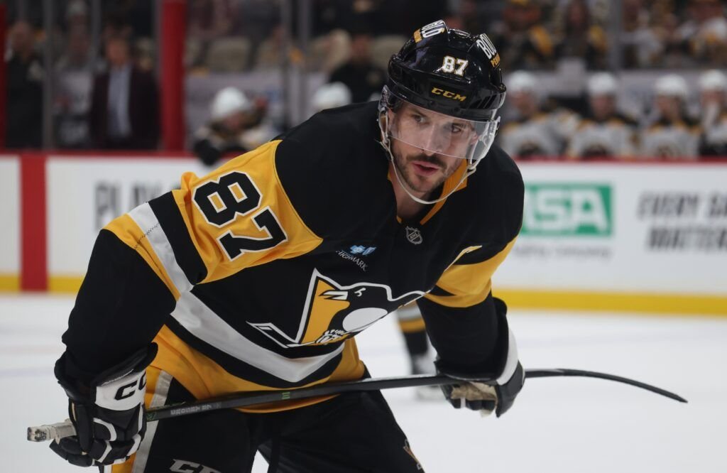 Insider Drops Unfiltered Take on Sidney Crosby’s State Of Mind With NHL Rumor Mill In Overdrive