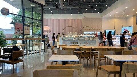 Unique New Tous Les Jours Bakery Celebrates Grand Opening