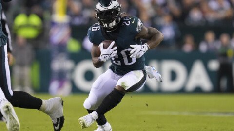 Dallas Cowboys Insider Makes Bold Miles Sanders Prediction