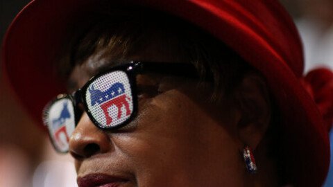 Poll: Democrat Favorability Hits 35-Year Low as GOP Gains Trust on Key Issues