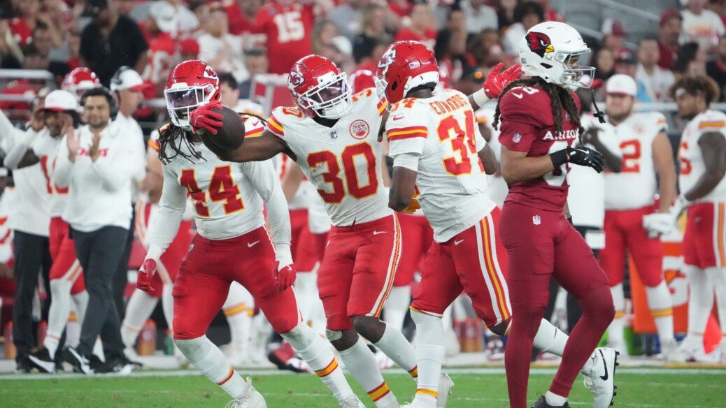 Chiefs DB Chris Roland-Wallace earns game ball for performance vs. Cardinals in preseason