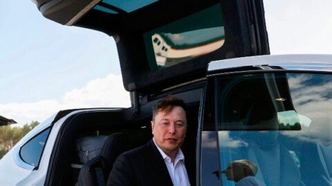 Tesla Hires Test Drivers in New York City as Musk Eyes Robotaxi Expansion