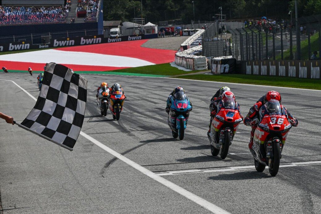 Moto3: Piqueras wins Red Bull Ring epic ahead of teammate Yamanaka