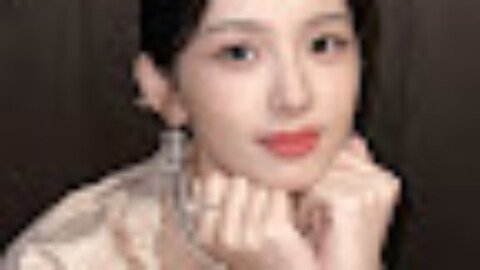 Behind the scene shots of Zhou Ye