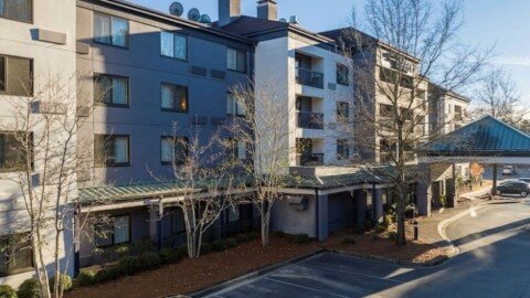 Marcus & Millichap Brokers Sale of Spark by Hilton Birmingham Colonnade