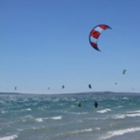 NSRI rescues surfskiers in distress off Simons Town